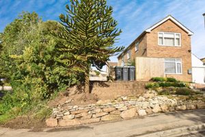 Photo 15- click for photo gallery